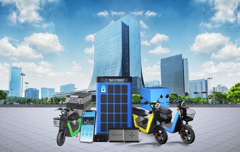 Selex Motors hợp tác Polyplastics - công ty nhựa kỹ thuật hàng đầu thế giới cùng phát triển pin xe máy điện