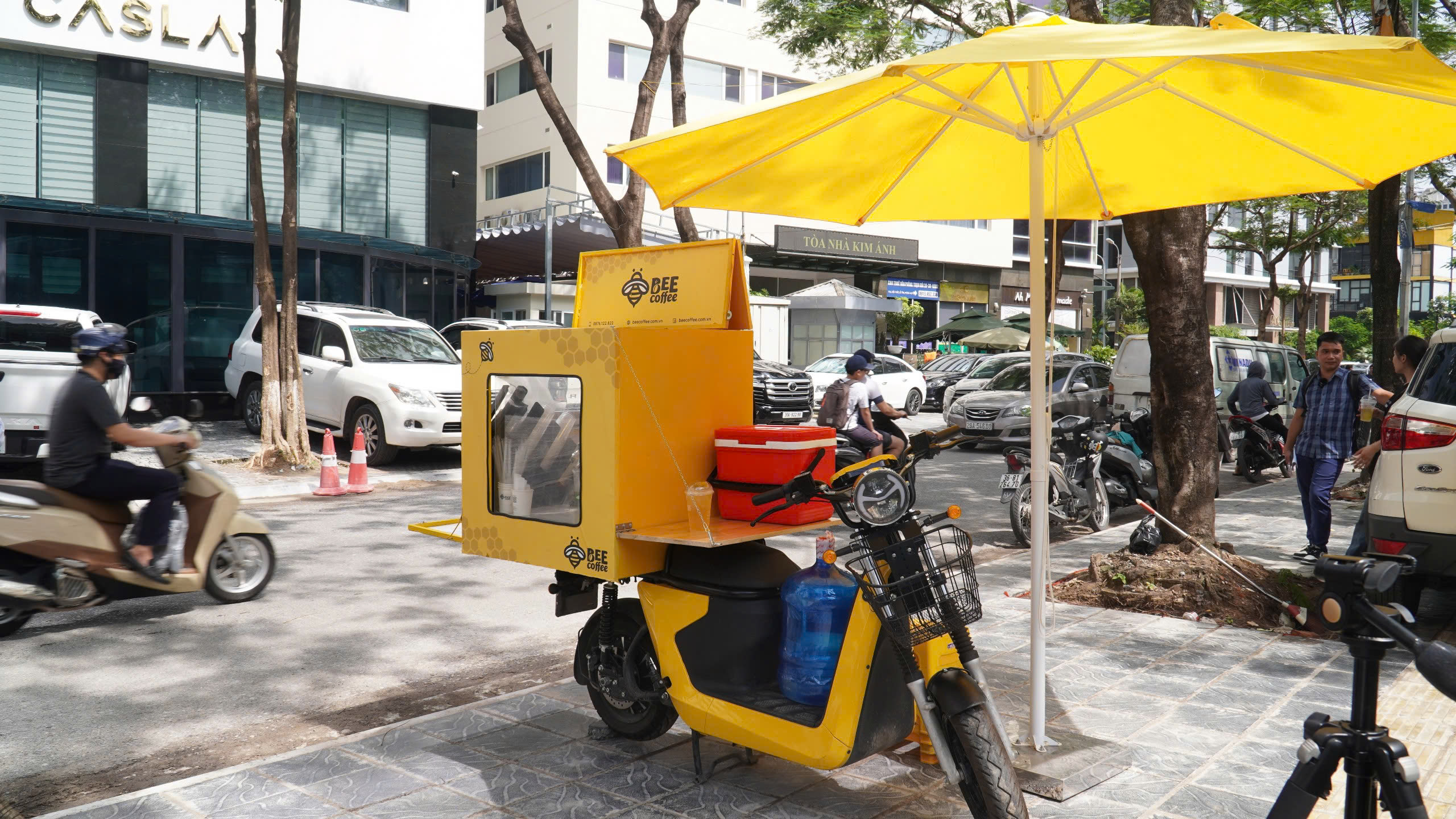 Triển khai mô hình kinh doanh lưu động với xe Selex