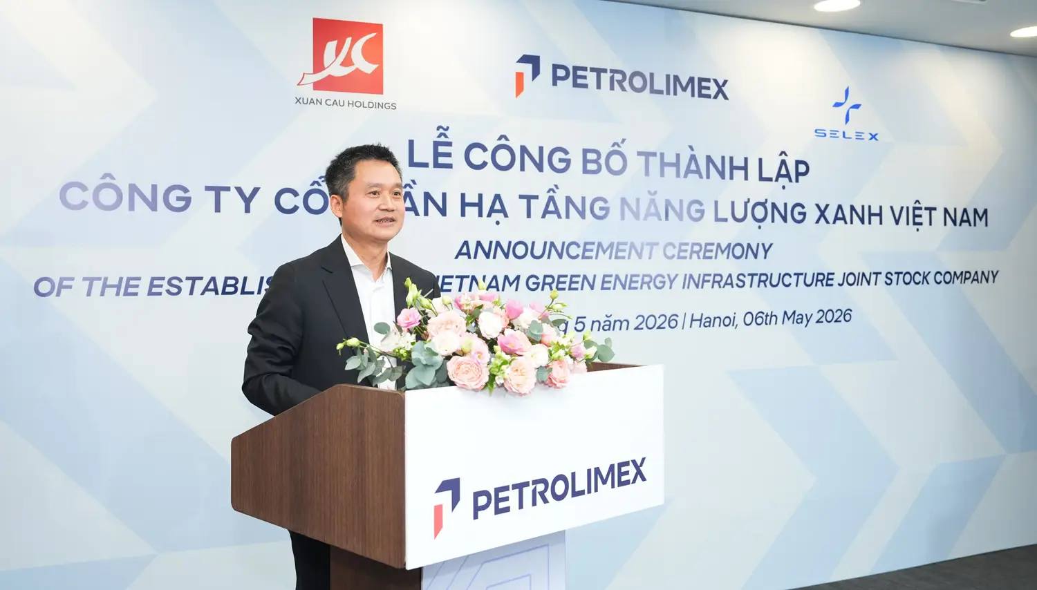 Petrolimex, Xuân Cầu Holdings cùng Selex Motors ra mắt Công ty Cổ phần Hạ tầng Năng lượng Xanh Việt Nam (VGX)