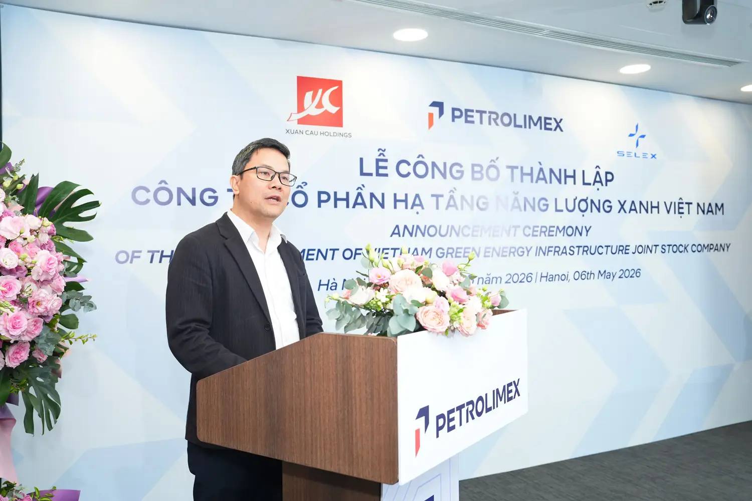 Petrolimex, Xuân Cầu Holdings cùng Selex Motors ra mắt Công ty Cổ phần Hạ tầng Năng lượng Xanh Việt Nam (VGX)
