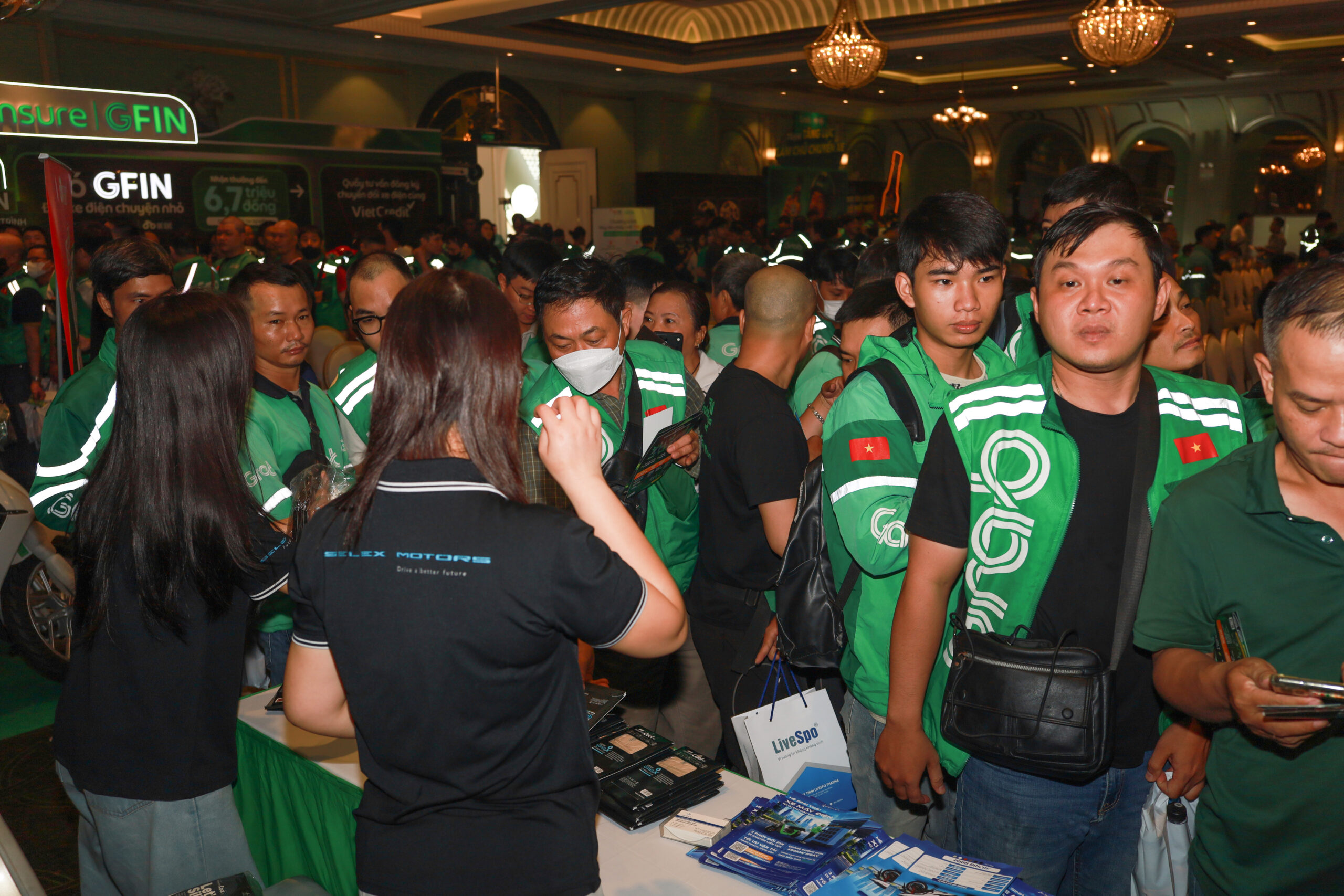SELEX ĐỒNG HÀNH CÙNG GRAB TẠI NGÀY HỘI TÀI XẾ CÔNG NGHỆ