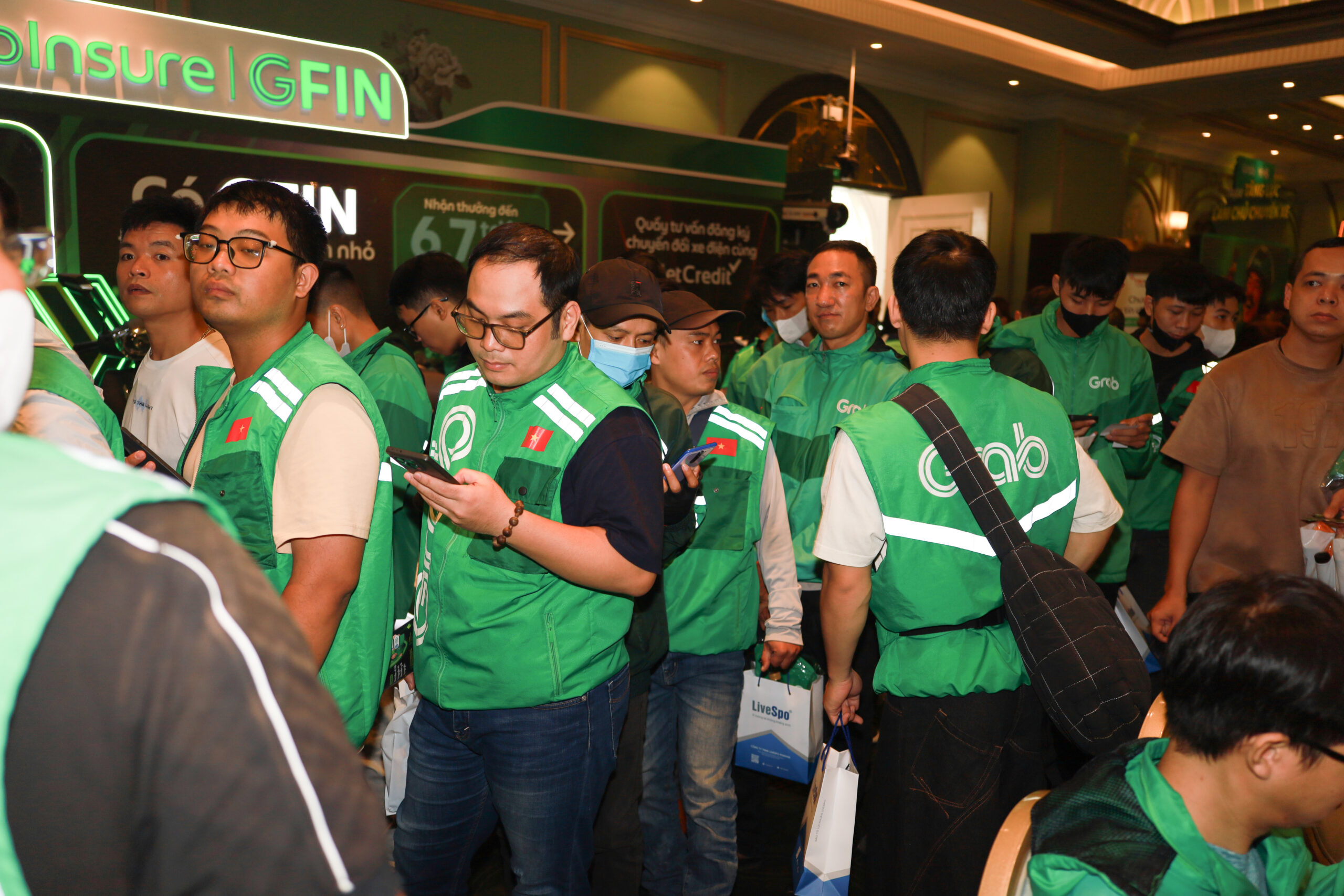 SELEX ĐỒNG HÀNH CÙNG GRAB TẠI NGÀY HỘI TÀI XẾ CÔNG NGHỆ